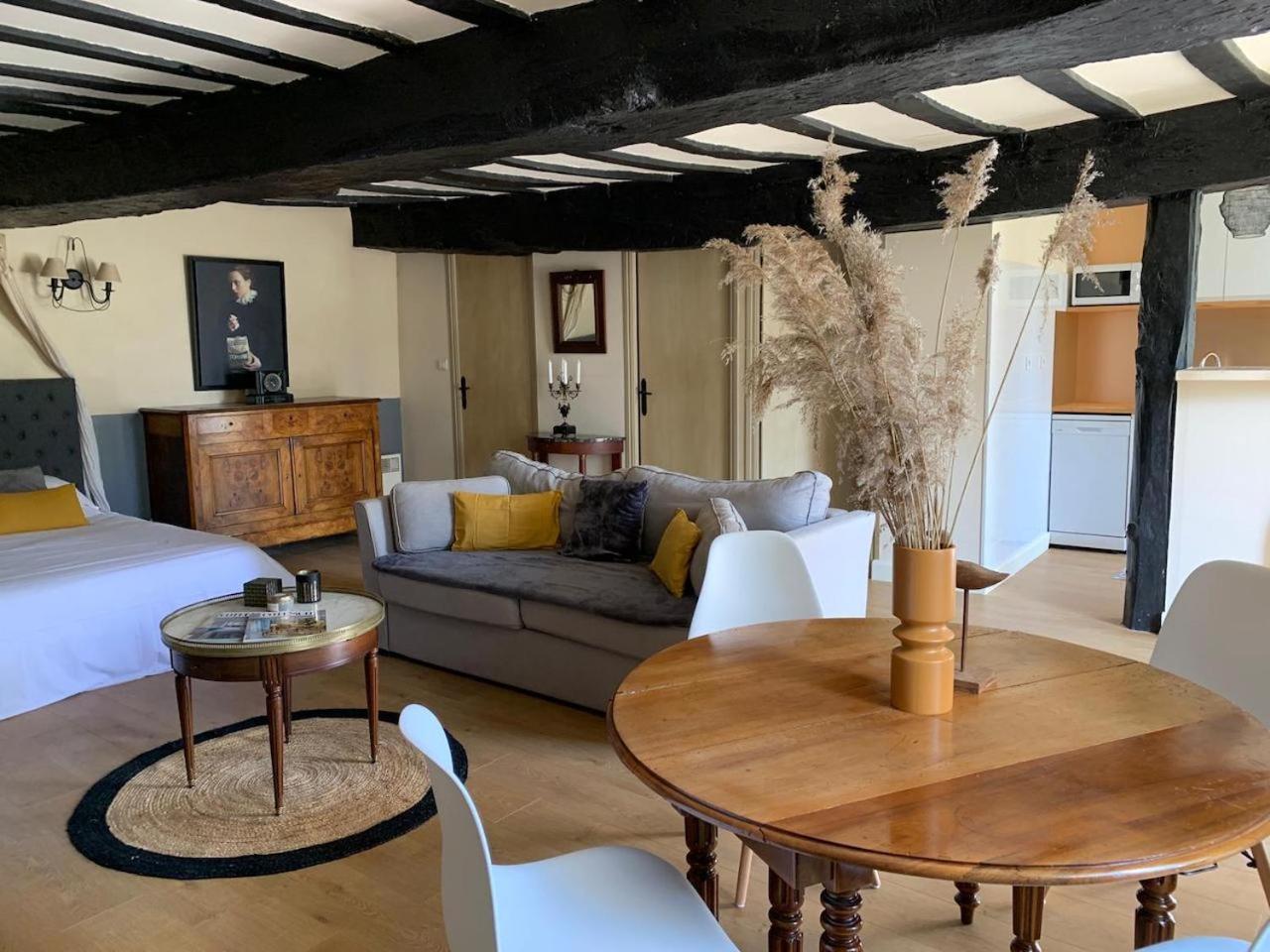 Manoir De La Begaudiere Mont-Dol Номер фото